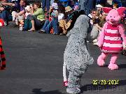 parade_eeyore3 * 2304 x 1728 * (851KB)