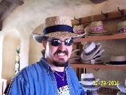 ian_hat_shades * Ian looking like a beach bum * 2304 x 1728 * (658KB)